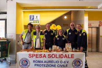 13 aprile 2024 Raccolta alimentare presso Supermercato IPERFAMILY